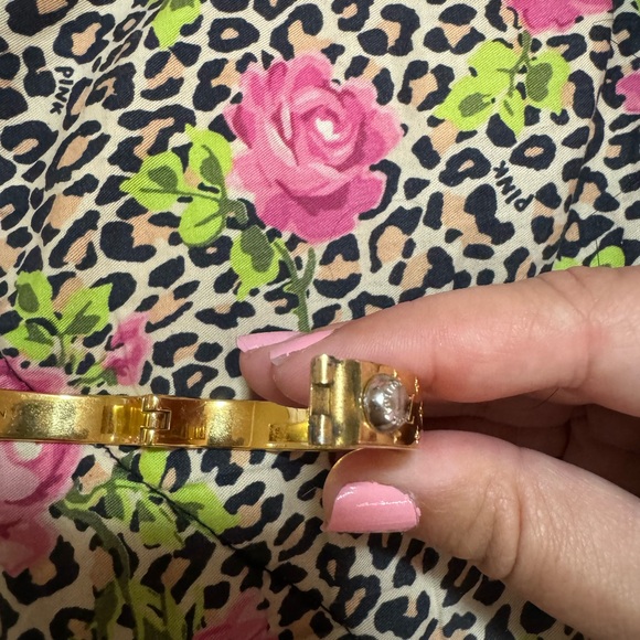 Louis Vuitton Nanogram Cuff - Picture 3 of 8